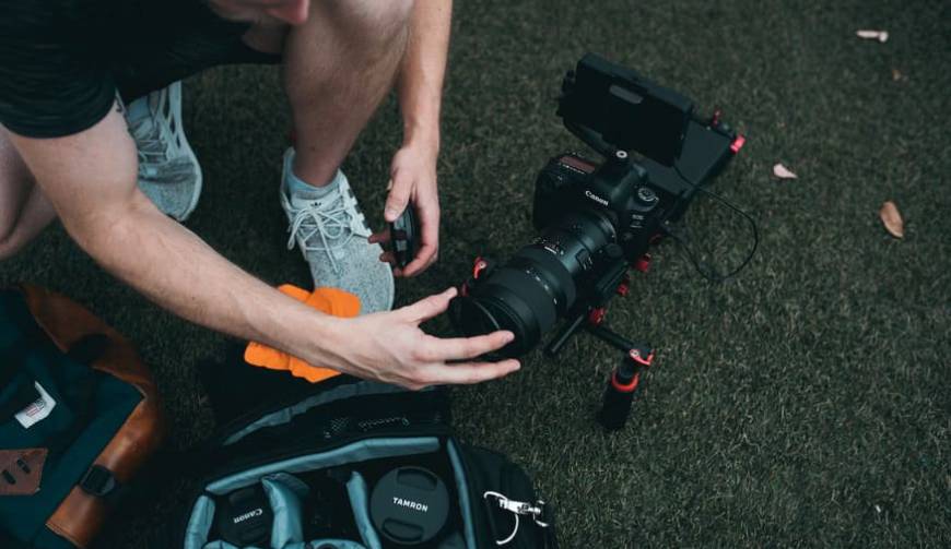 色彩心理学×动态美学，克拉玛依产品视频拍摄公司唤醒感官冲击力